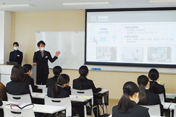 学内業界研究会